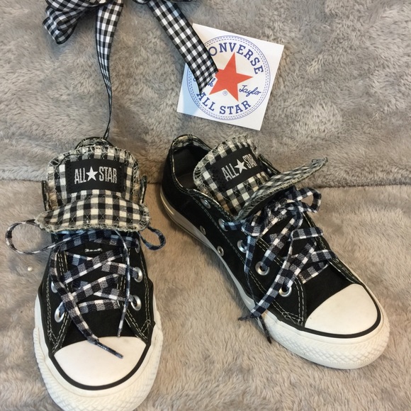 black and white plaid converse